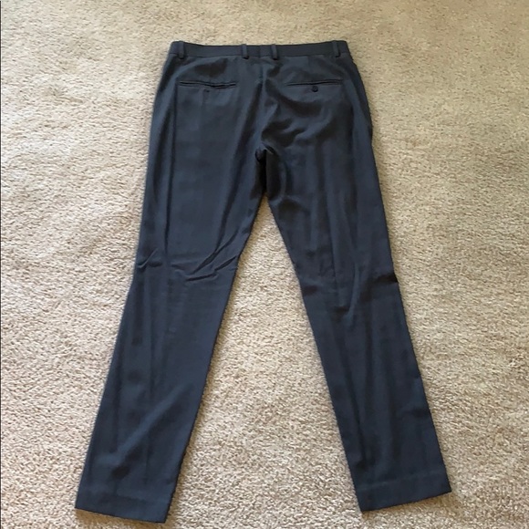 H&M Slim Fit Gray Dress Pants - Picture 2 of 2